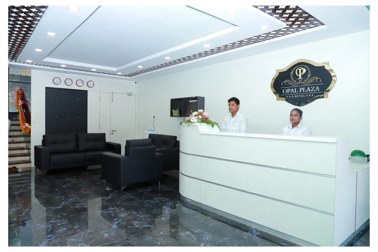 Hotel Opal Plaza Executive Waluj Buzurg Zewnętrze zdjęcie