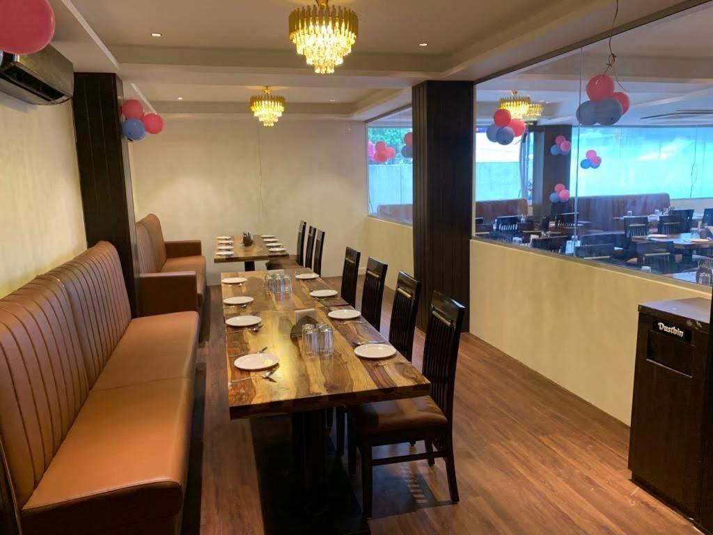 Hotel Opal Plaza Executive Waluj Buzurg Zewnętrze zdjęcie