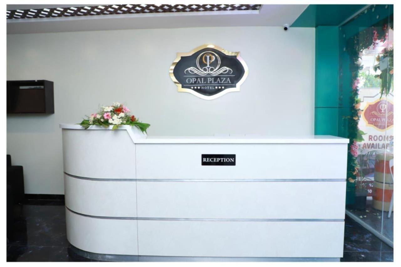 Hotel Opal Plaza Executive Waluj Buzurg Zewnętrze zdjęcie